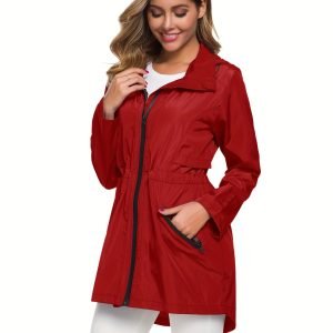 Lightweight Outdoor Rain Jacket for Women Featuring a Hood And Zip Closure