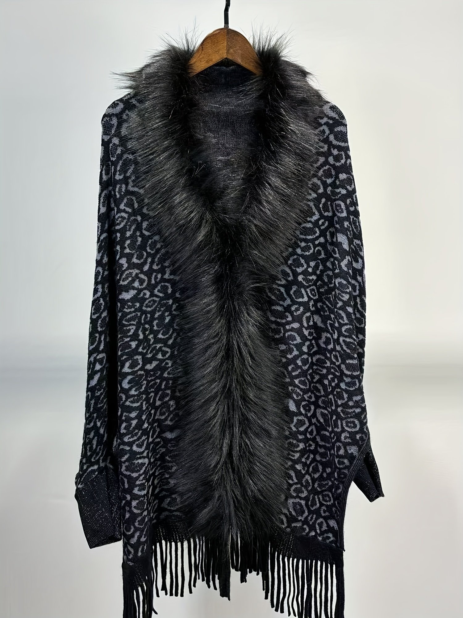 product-fancy-53ce7c54-1310-4bb1-b51f-d52558155a37