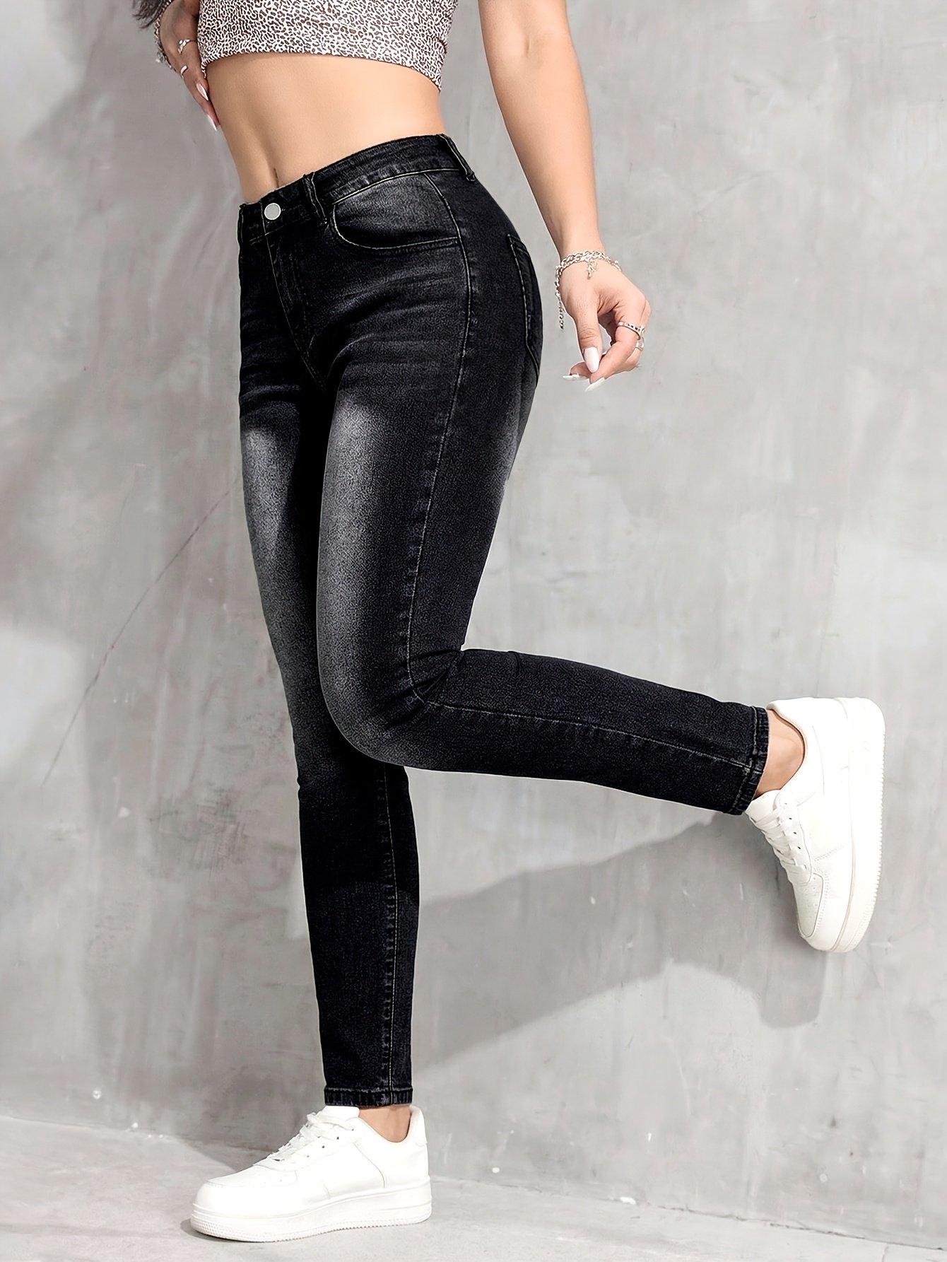 product-fancy-805ca119-dbcd-48a7-be7d-c02df81b6f91