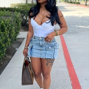 Low Waist Cargo Denim Mini Skirt - Bodycon Fit with Pockets