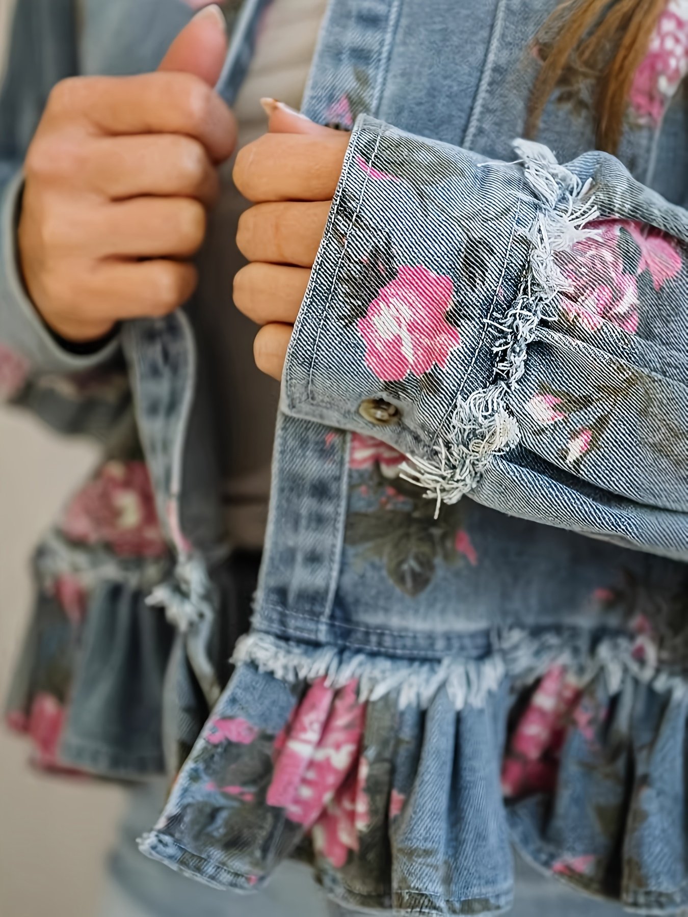Retro Washed Denim Printed Jacket Detail View