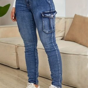 Chic Women's Skinny Jeans with Pleats